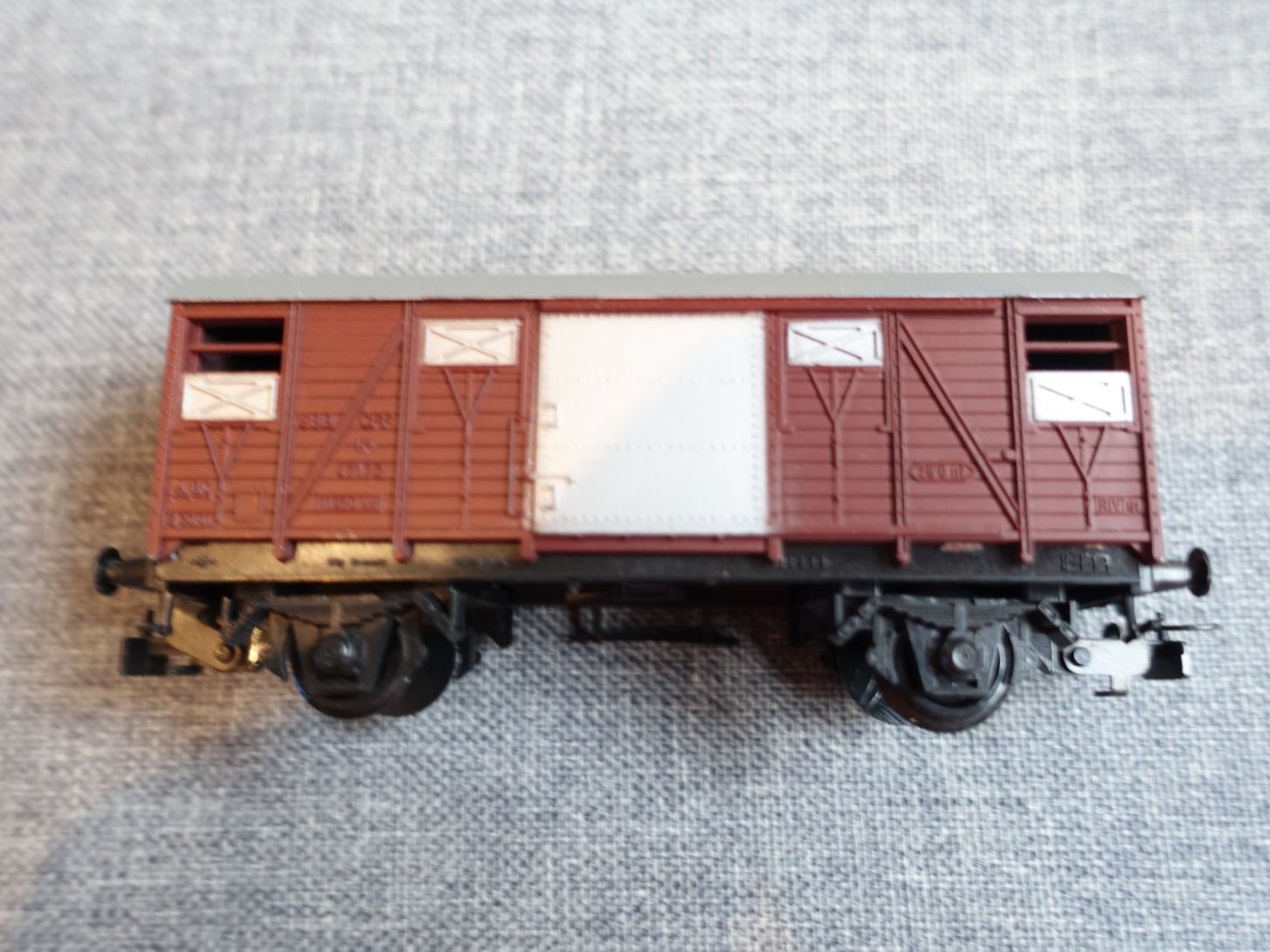 Kleinbahn Modellini di ferrovie: KLEINBAHN No. 305 SBB gedeckter Güterwagen – Usato da Wallbach venduto da Sarrows 1