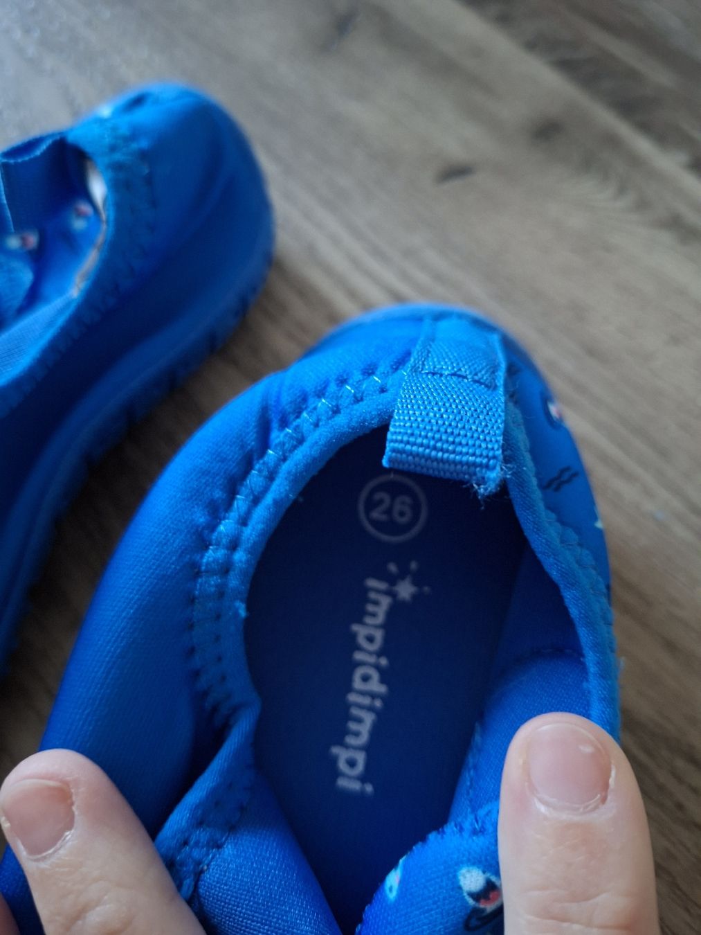 Scarpe per ragazzi: Kinder Badeschuhe Grösse 26 – Nuovo (secondo la descrizione) da Winterthur venduto da Ausmisten2026 2