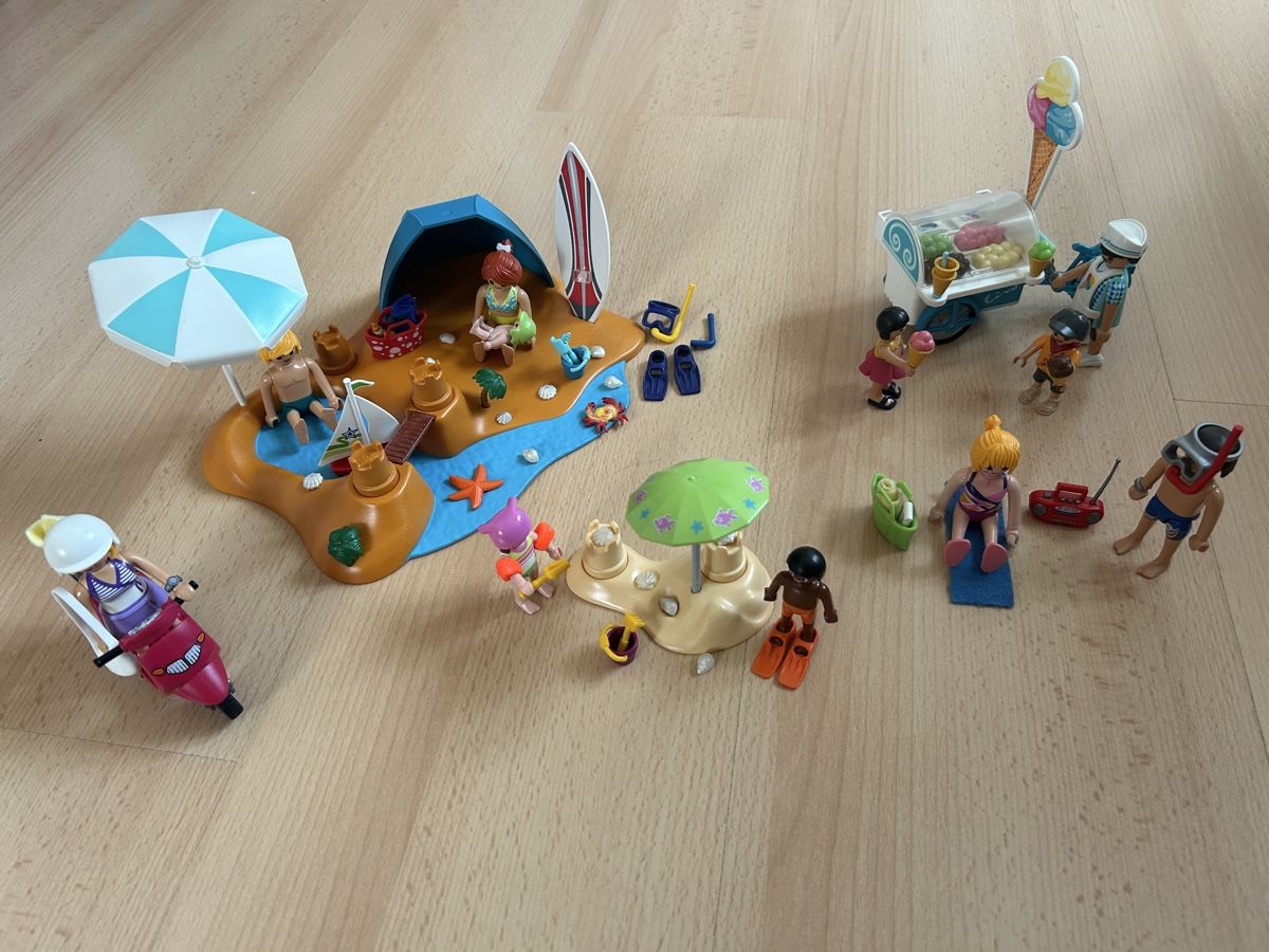 Playmobil Spielzeuge: Playmobil Strand – Gebraucht aus Hinwil von trauber