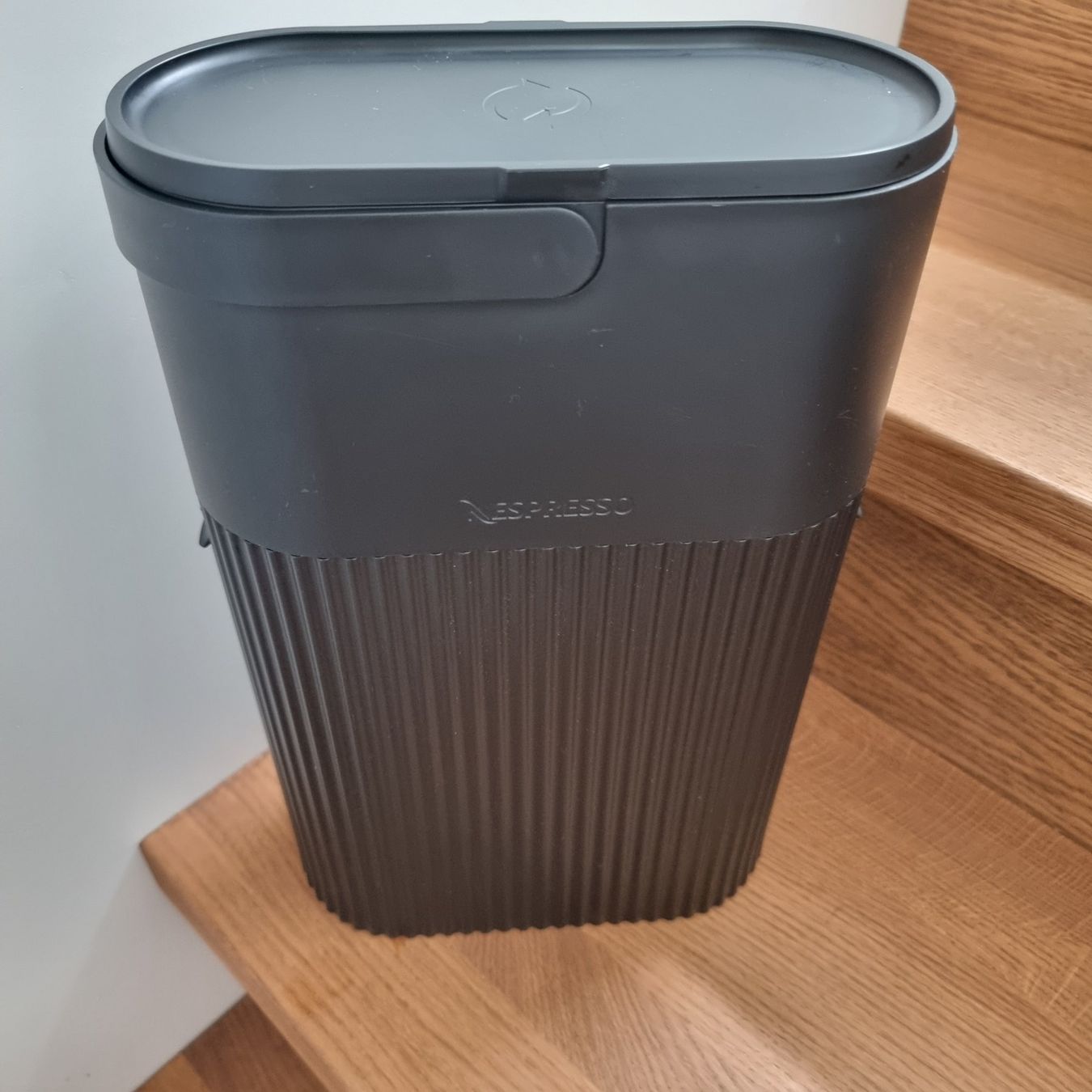 Nespresso Kaffeemaschinen & Espressomaschinen: Nespresso Abfallbehälter Kapselbehälter Anthrazit wie neu – Neu (gemäss Beschreibung) aus Gammen von home_brocki 1
