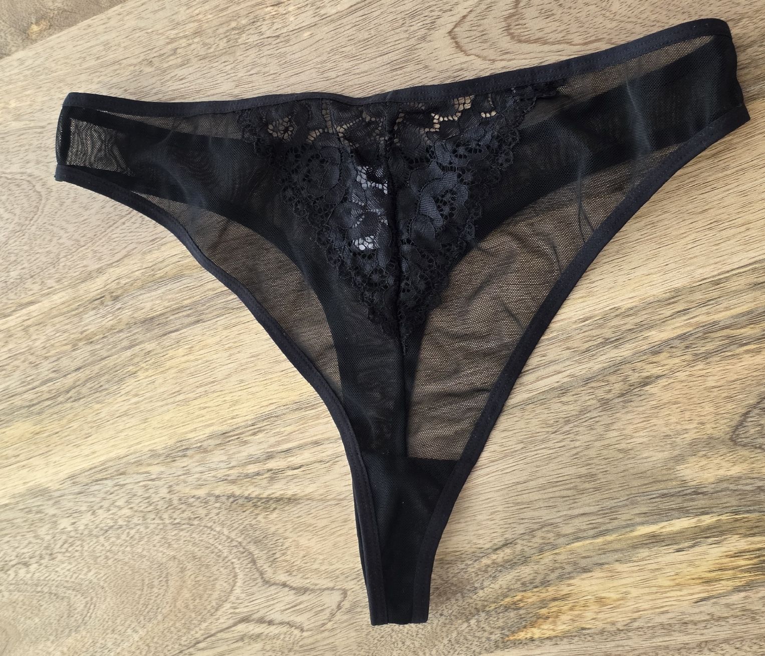 Altra biancheria intima: Schwarzer Tanga mit Spitze, Grösse XL – Nuovo (secondo la descrizione) da Rheinsulz venduto da Gilea