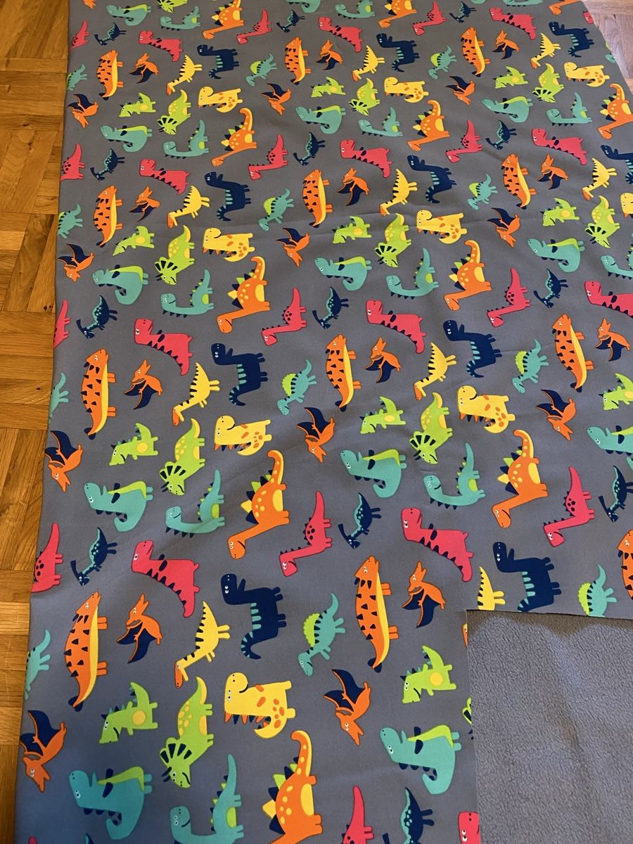 Tissus: Bunter flauschiger Softshell Dino Stoff Kinderstoff  – D'occasion à Zizers par dalaub 3