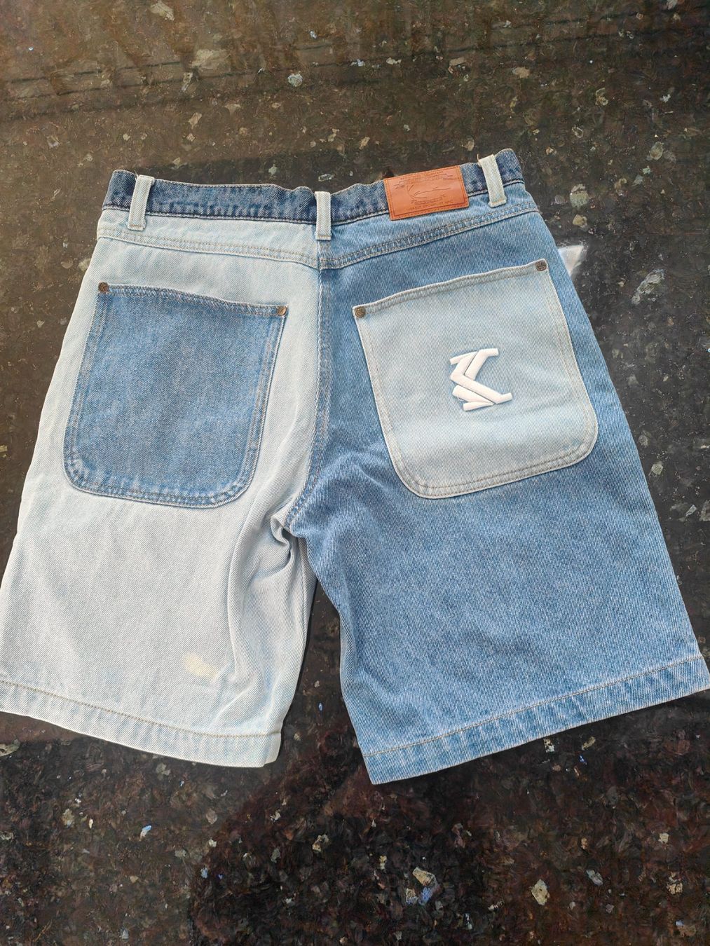 Karl Kani Jeans: kurze Hose – Gebraucht aus Zürich von Mumpfi9 1