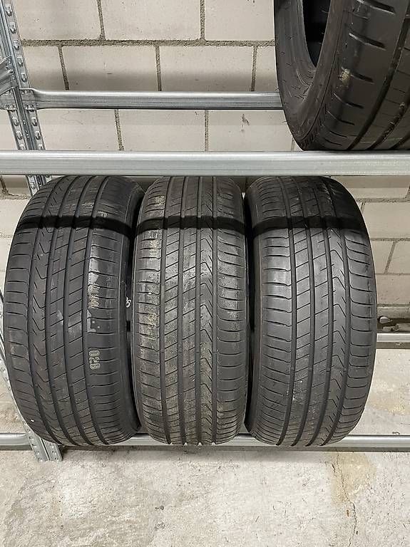 Pneus & Roues: 215/50R18 – D'occasion à Oberrohrdorf par nuba78
