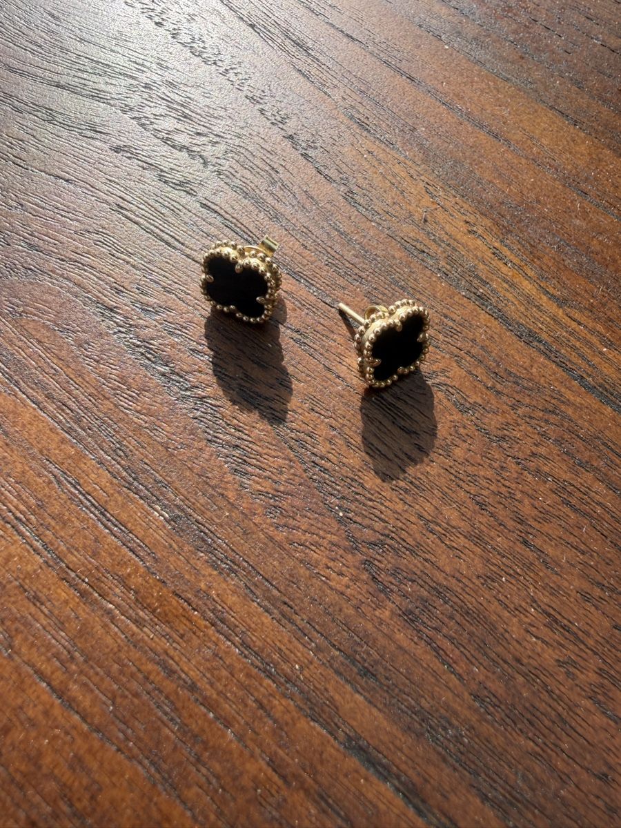 Ohrringe & -stecker: Ohrstecker Gold & Onyx – Gebraucht aus Schindellegi von Poshanna 4