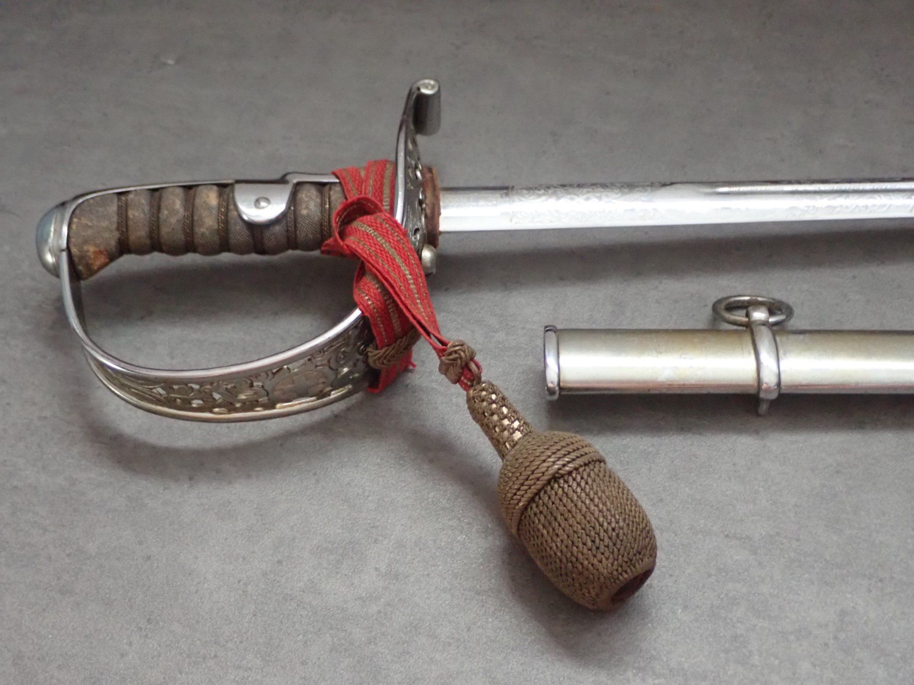 Stichwaffen: Sabre officier suisse. Lame gravée. – Gebraucht aus Onex von mac_w8c2 9