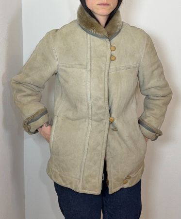 woman shearling winter coat montone