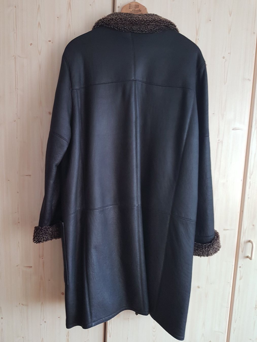 Cappotti: Ledermantel Damen schwarz – Usato da Villnachern venduto da OnkelTom007 2