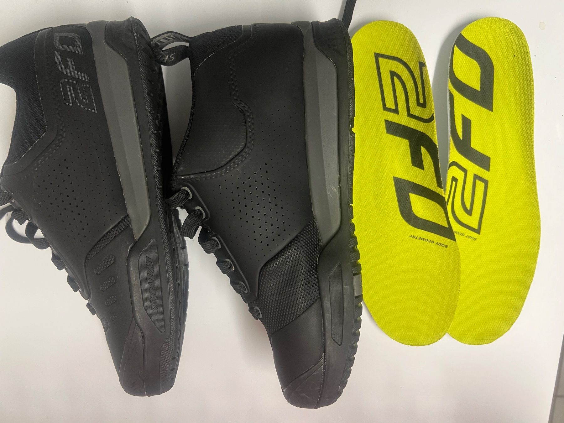 Specialized Herrenschuhe: Specialized 2fo 42 – Gebraucht aus Mézières VD von pourkwapa7 2