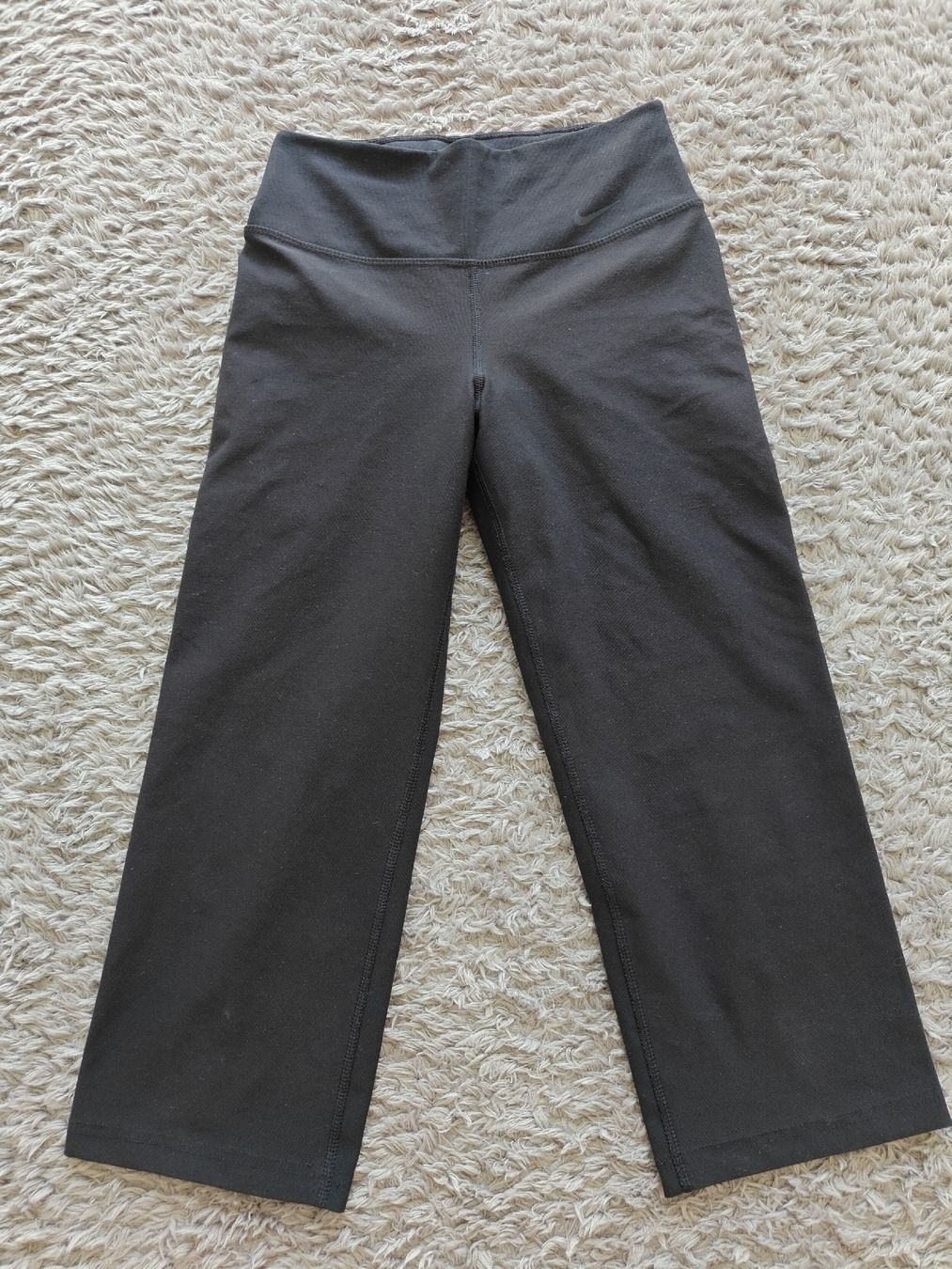 Nike Leggings: Nike Sport Leggins – Usato da Pieterlen venduto da Saemelili