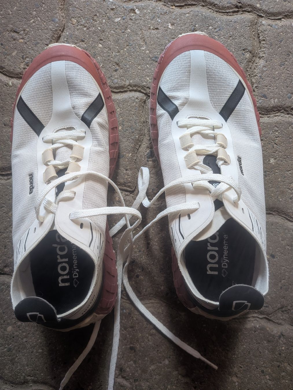 Scarpe da uomo: Norda 001 - 41 1/3 – Usato da Ropraz venduto da Ollie83 2