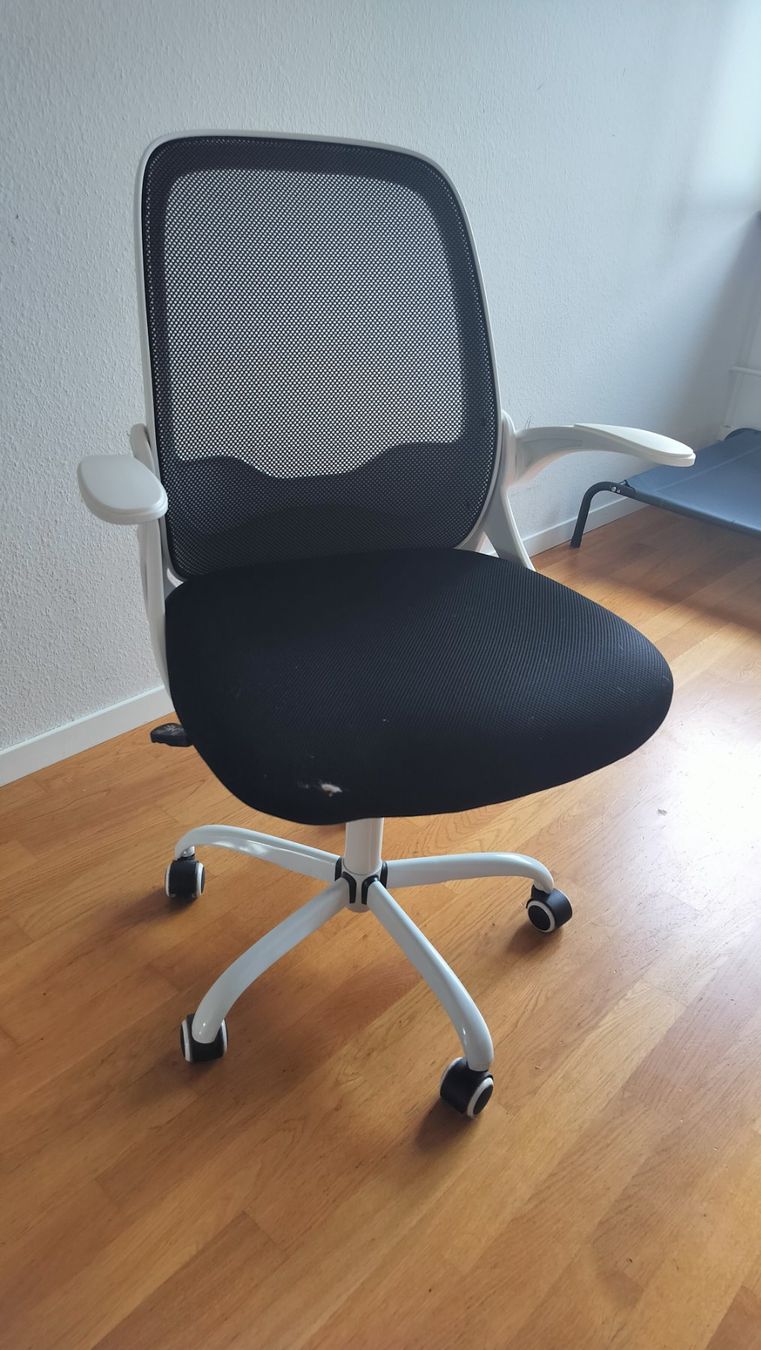 Stühle: Bürostuhl – Gebraucht aus Luzern von cla_k79r 1