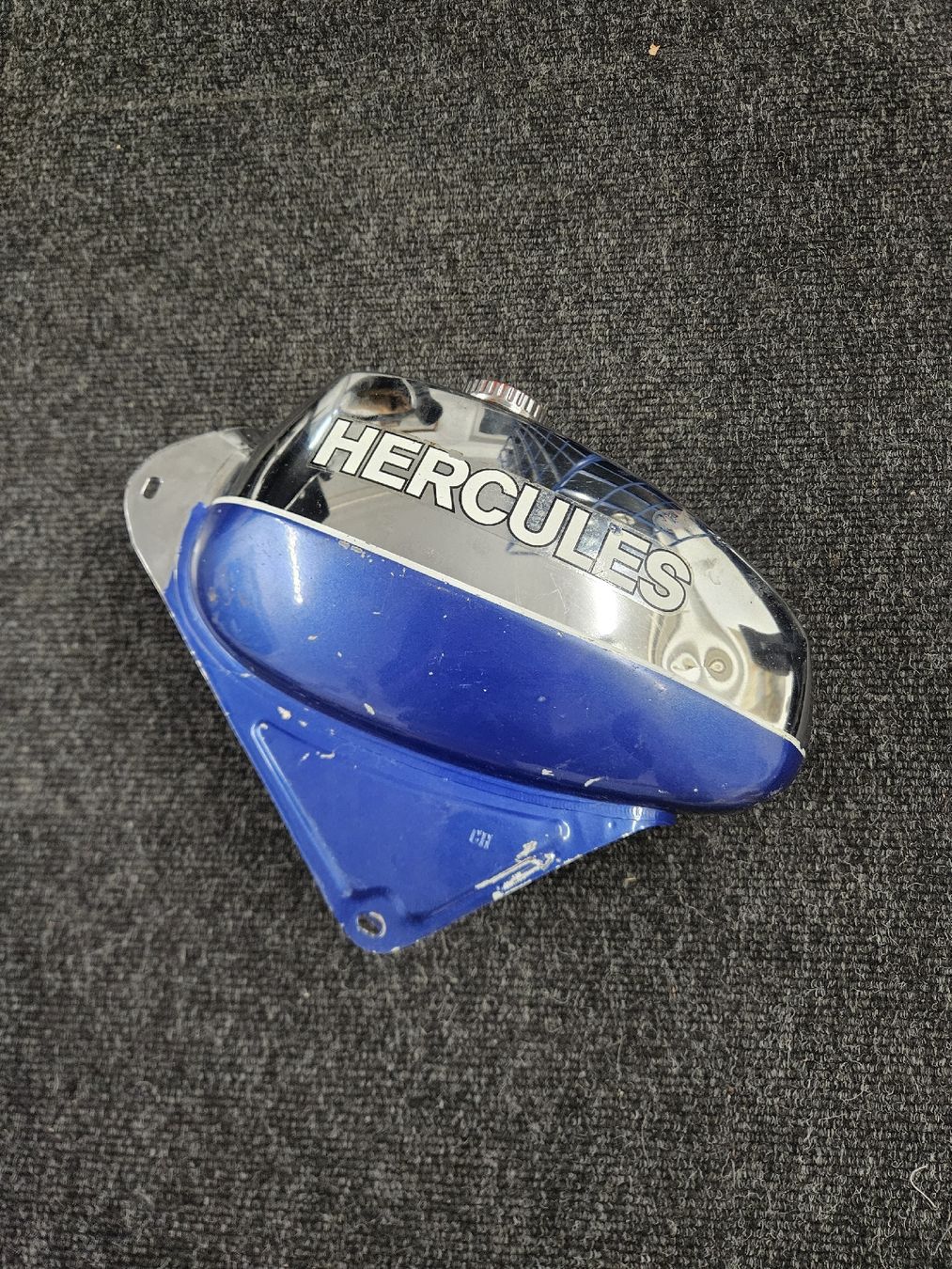 Hercules Pièces pour mobylette: Sachs Hercules Cross Tank – D'occasion à Mellingen par Mech-Service