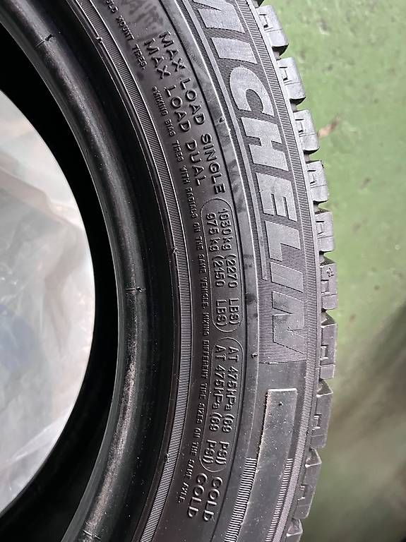 Pneumatici & Ruote complete: Sommerreifen Ford Tourneo Custom – Usato da Riehen venduto da Stainlemer 1