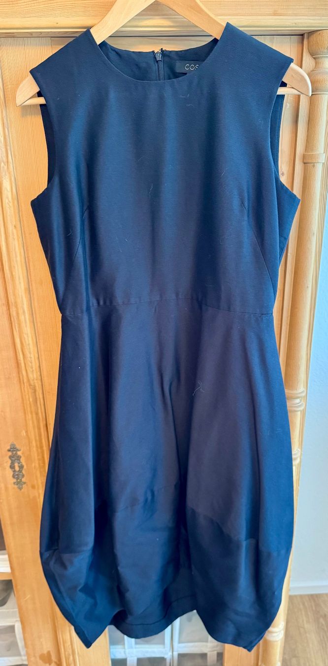 Cos Vestiti: COS Abendkleid schwarz Gr.40 – Usato da Männedorf venduto da Olumio 2
