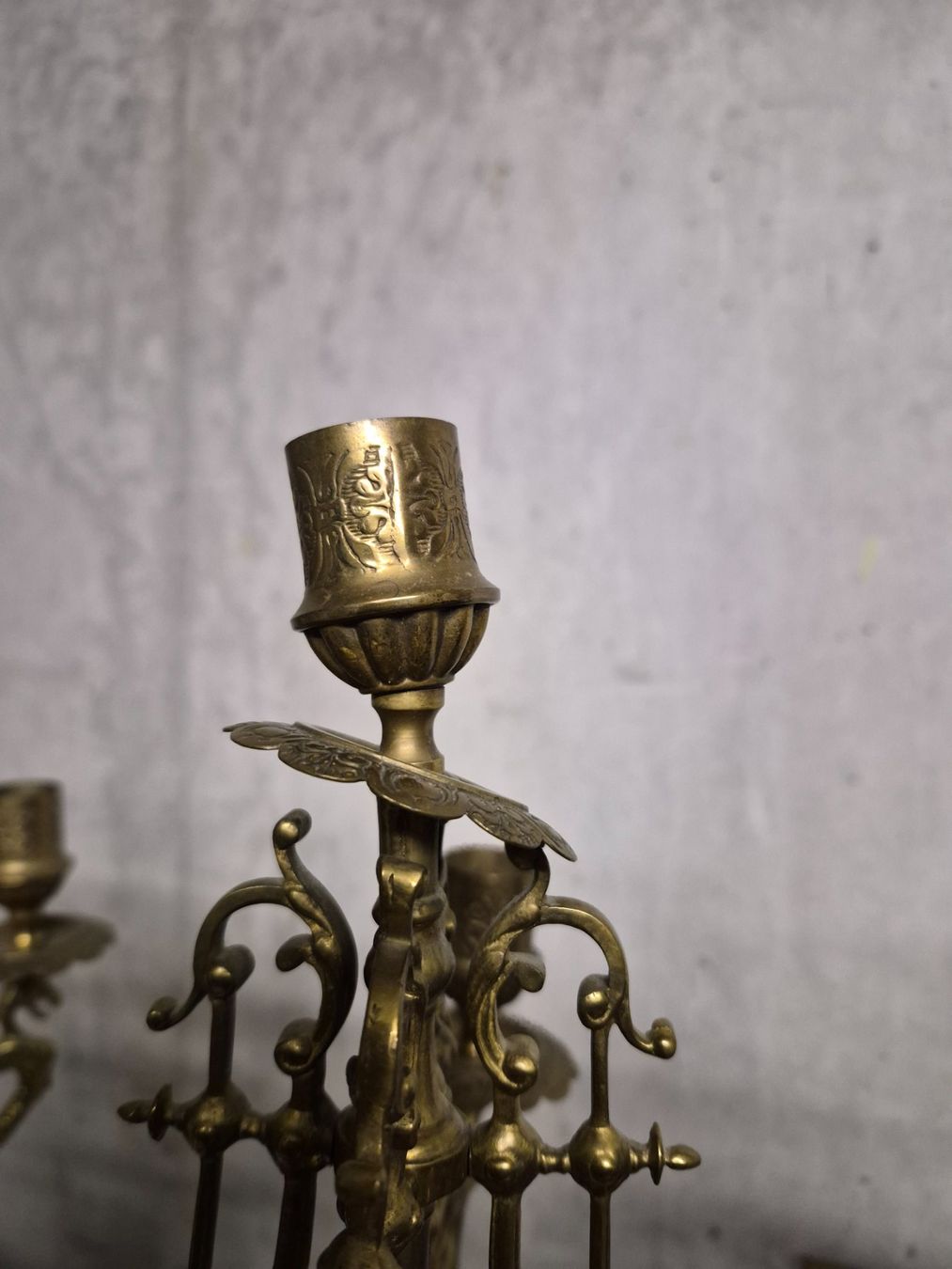 Orologi da terra & Orologi da parete: Kaminuhr mit Kerzenhaltern – Usato da Derendingen venduto da BAK01 9