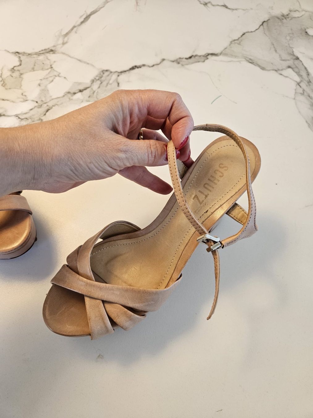 Scarpe da donna: Sandalette Absatz Marke Schutz – Usato da Lenzburg venduto da BMK. 1