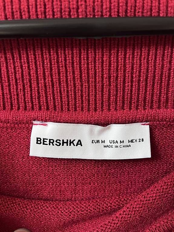 Pullover & Sweatshirts: Roter Wollpulli – Neu und originalverpackt aus Bleienbach von Chi_Cari 2