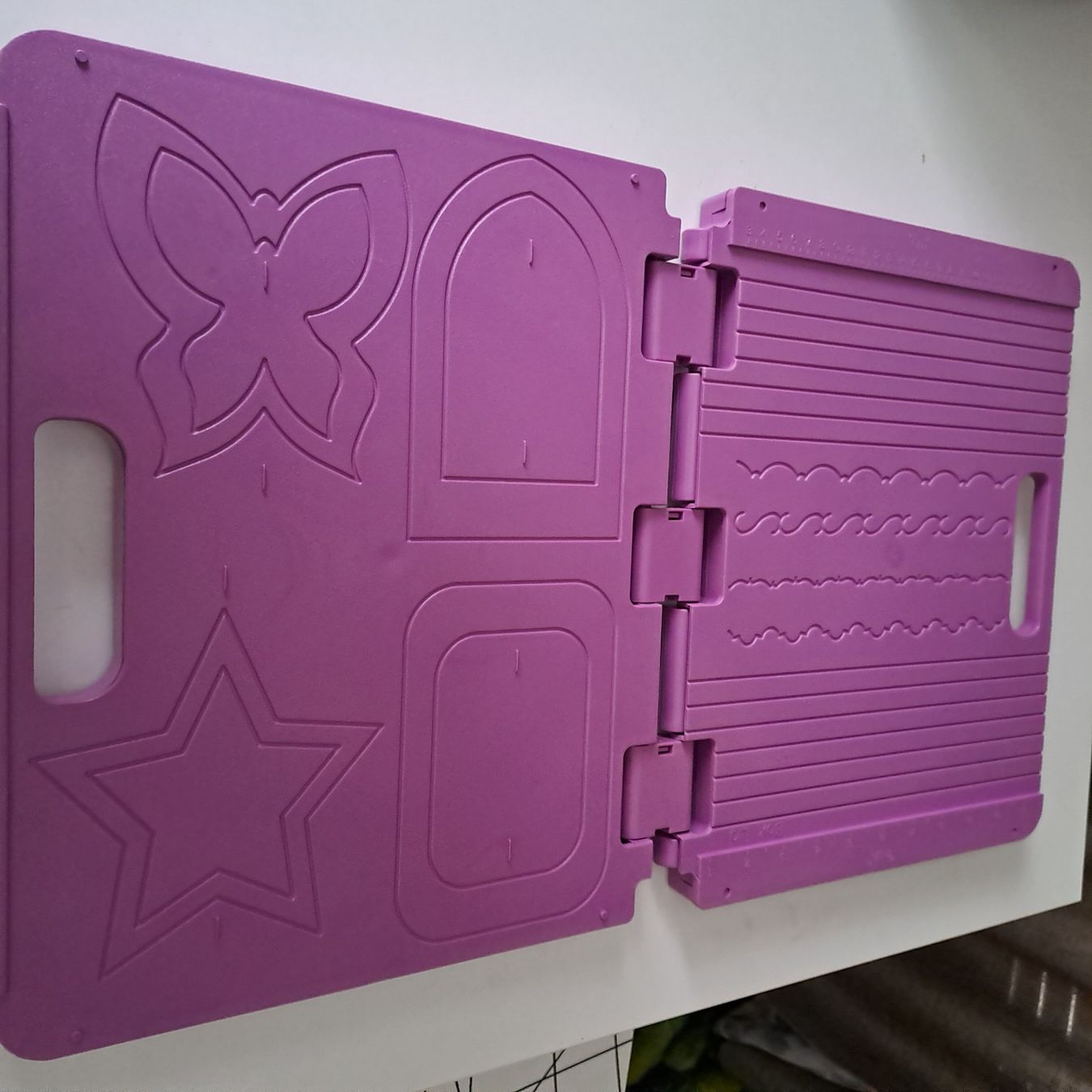Kit bricolage: Prägeboard koffer – Usato da Klingnau venduto da tschipsi86 1
