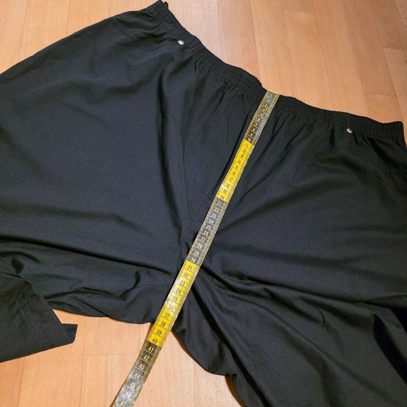 Pantaloni: Kingfield 3/4 Hose Schwarz Gr. 50 – Usato da Wald ZH venduto da CapLux 7