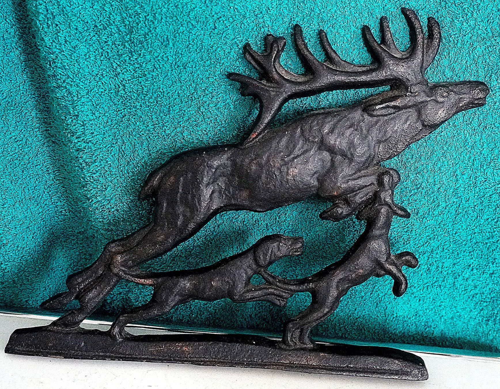 Tutte le decorazioni: Hirsch und Jagd-Hunde  Metall Guss – Usato da Baar venduto da 2cvbaar 1