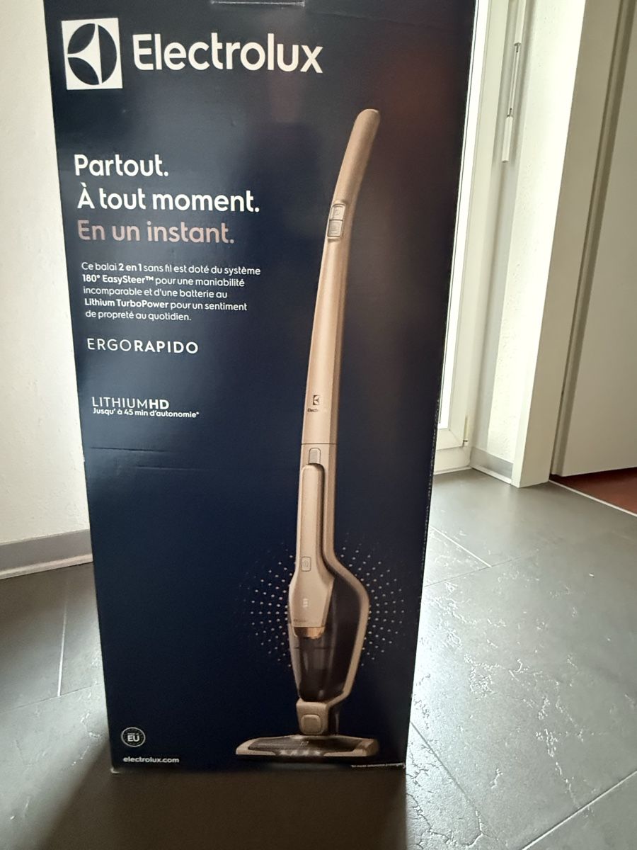 Electrolux Staubsauger & Zubehör: Electrolux Ergorapido LithiumHD Staubsauger neu – Gebraucht aus Seuzach von enr_rpg5