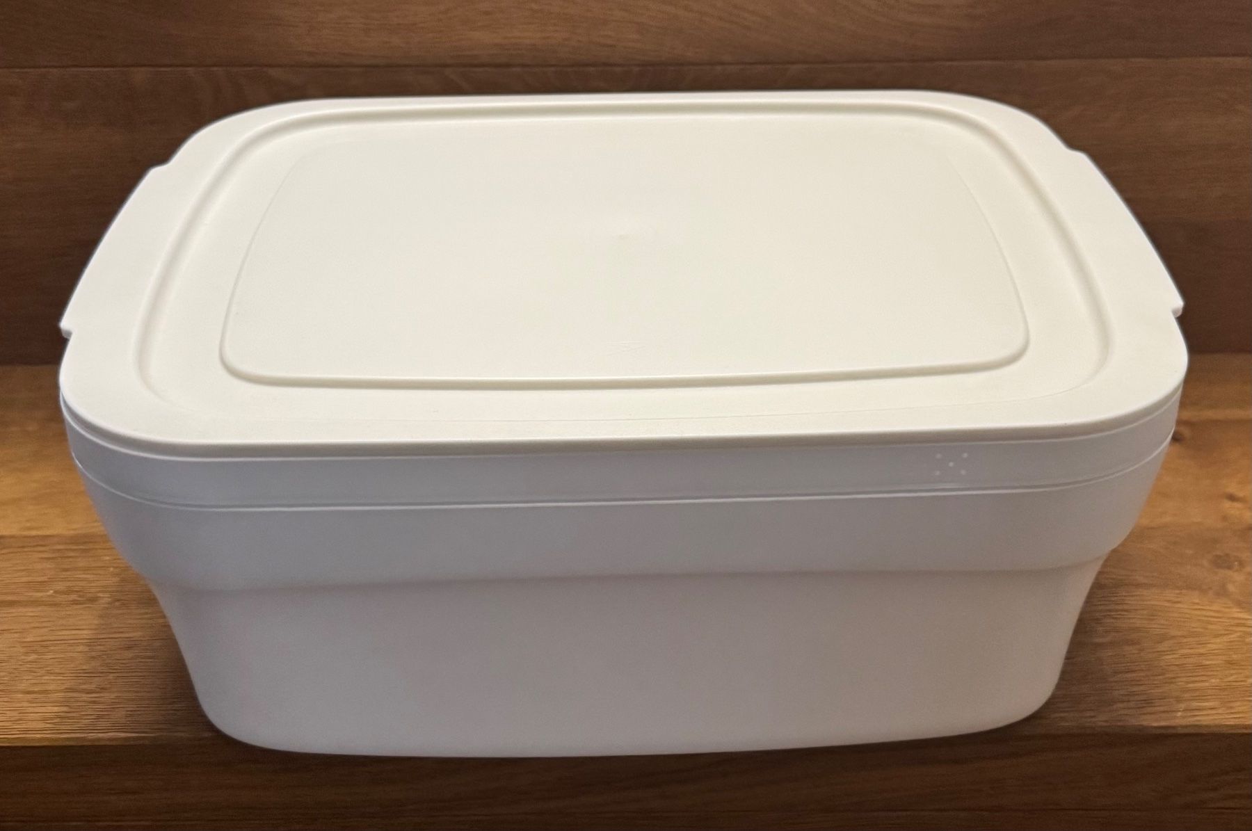 Contenitori & Simili: Tupperware BreadSmart Brotbehälter – Usato da Herzogenbuchsee venduto da zukerka 2