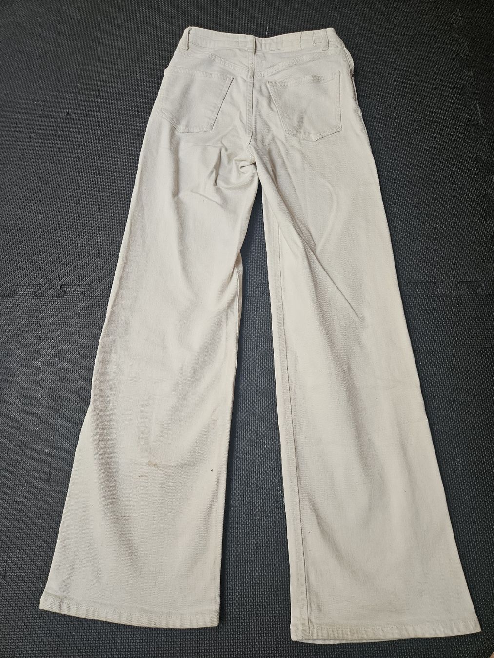Tally Weijl Jeans: Weisse Jeans – D'occasion à Unterseen par Panini56 2