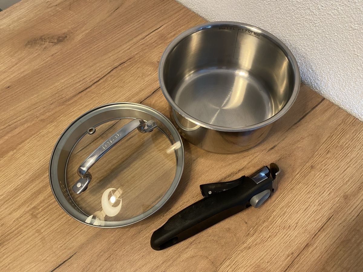 Tefal Pentole: Edelstahltopf Tefal mit Glasdeckel 16cm – Nuovo (secondo la descrizione) da Zürich venduto da _cns_ 2