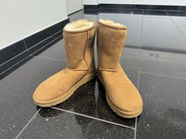 Warme UGG Boots Klassiker Gr. 40 für Damen