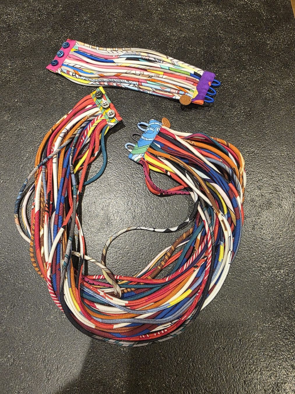 Hermès Catenine: Hermès Paris Halskette Multifils, neuwertig – Nuovo (secondo la descrizione) da Ibach venduto da ole_6whn 6