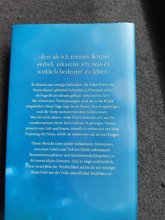 Libri: Neun tage unendlichkeit – Usato da Nebikon venduto da Haidihooo 1