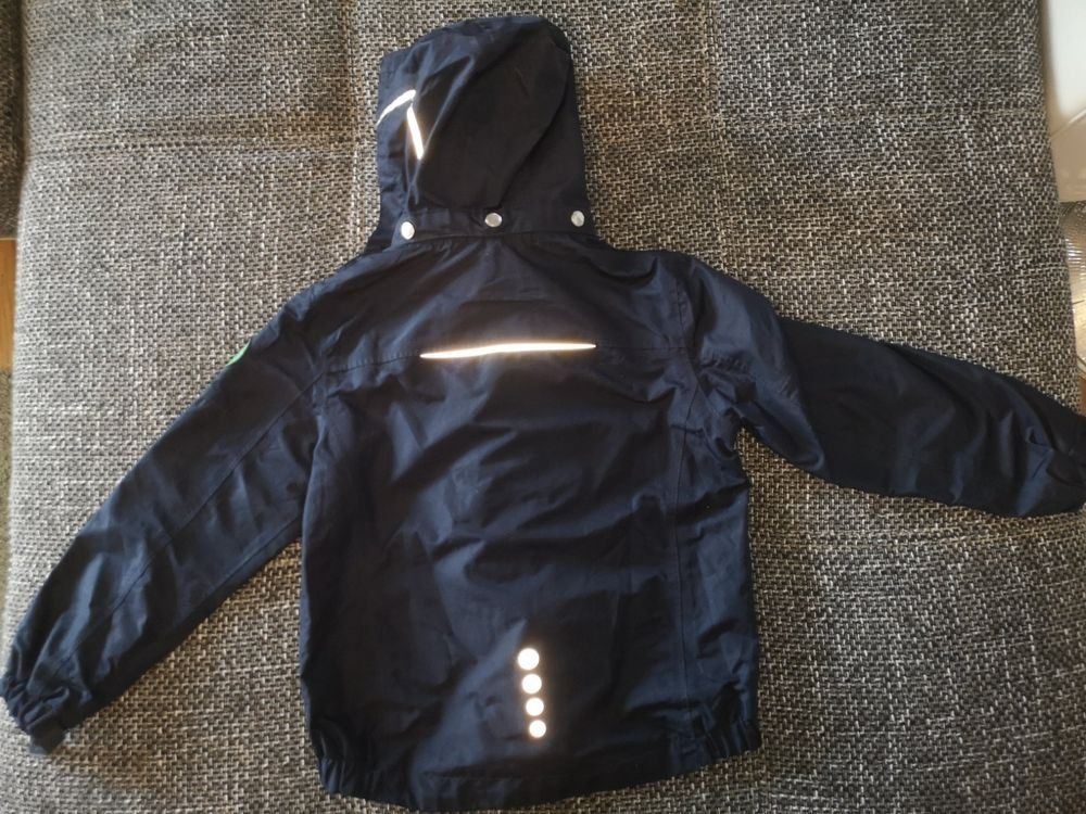 Giacche & Cappotti: Kinder Jacke, Gr. 122/128 – Nuovo (secondo la descrizione) da Gelterkinden venduto da ram_5vkp 5