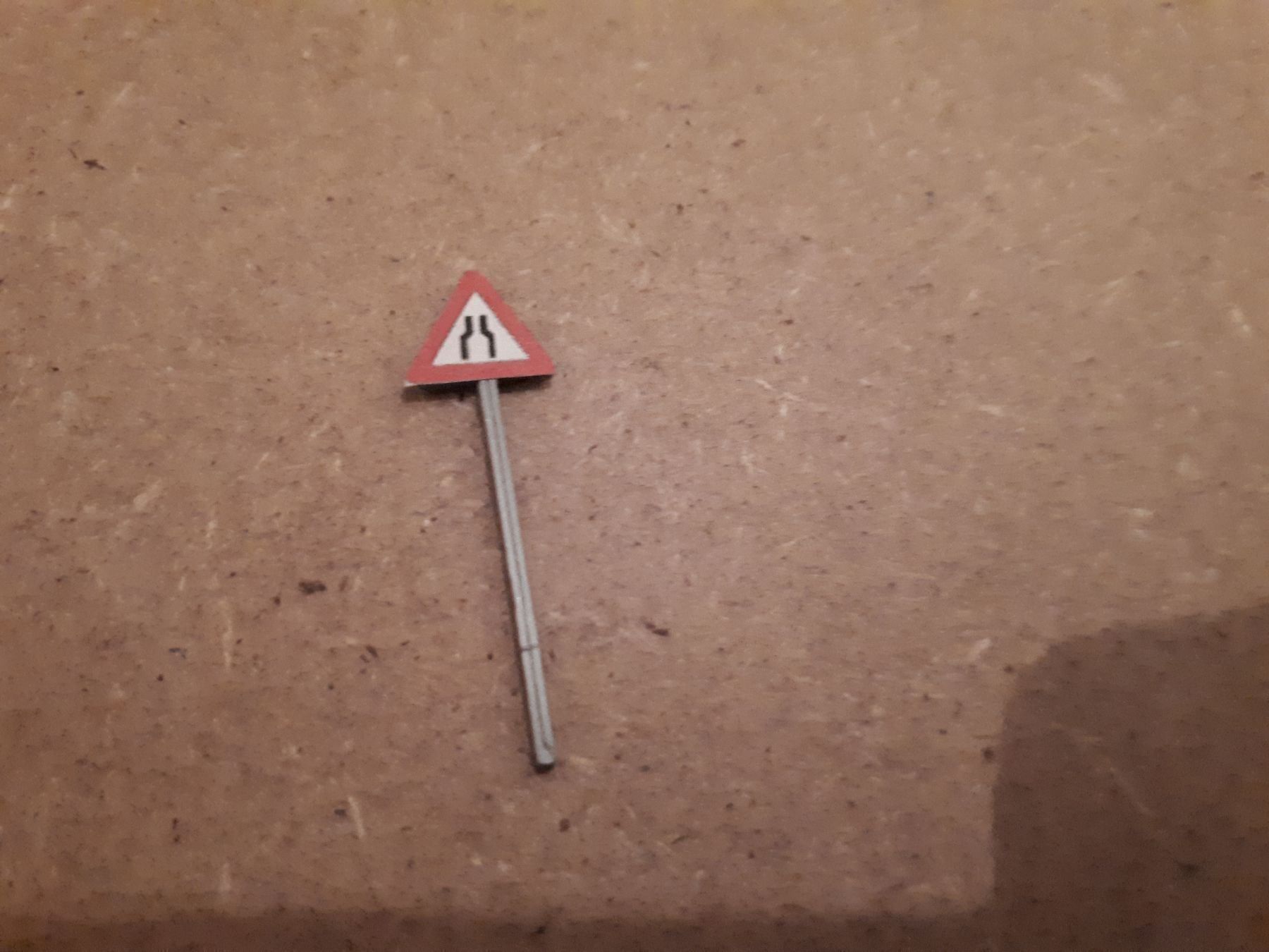 Zubehör: Engpass Schild H0 – Neu (gemäss Beschreibung) aus Büren zum Hof von tigerkatze28