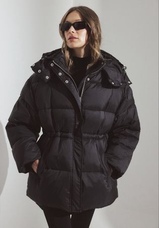 NA-KD Schwarze Pufferjacke, Grösse 32