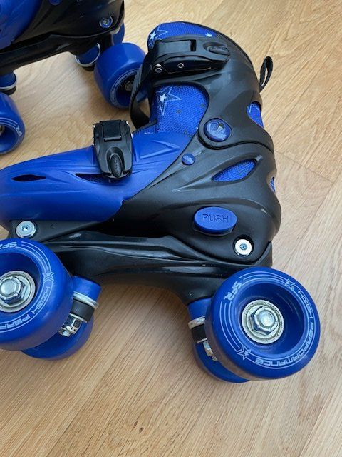 Pattini in linea & Pattini a rotelle: Rollschuhe "Nebula" NEU Gr. 29- 33  verstellbar – Nuovo e nell'imballaggio originale da Zürich venduto da Sonnenblume_65 2