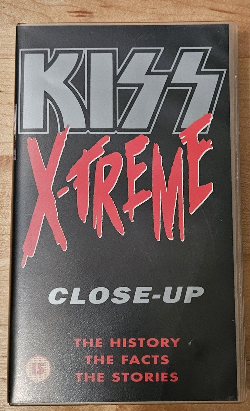 Tutti i VHS: KISS VHS Kasette – Nuovo (secondo la descrizione) da Greifensee venduto da Dehausi