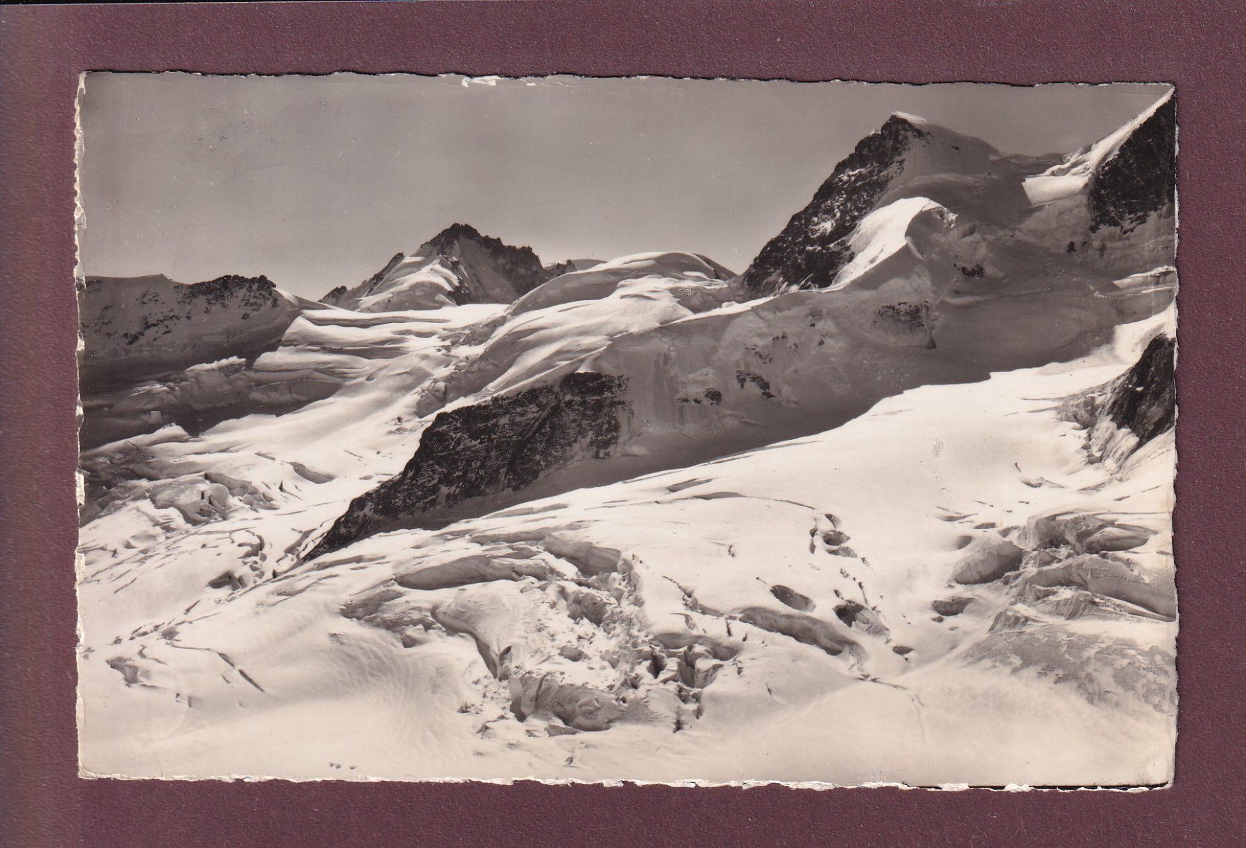 Cartoline postali: JUNGFRAUJOCH - Rottalhorn - 1951 – Usato da Pully venduto da nicecards