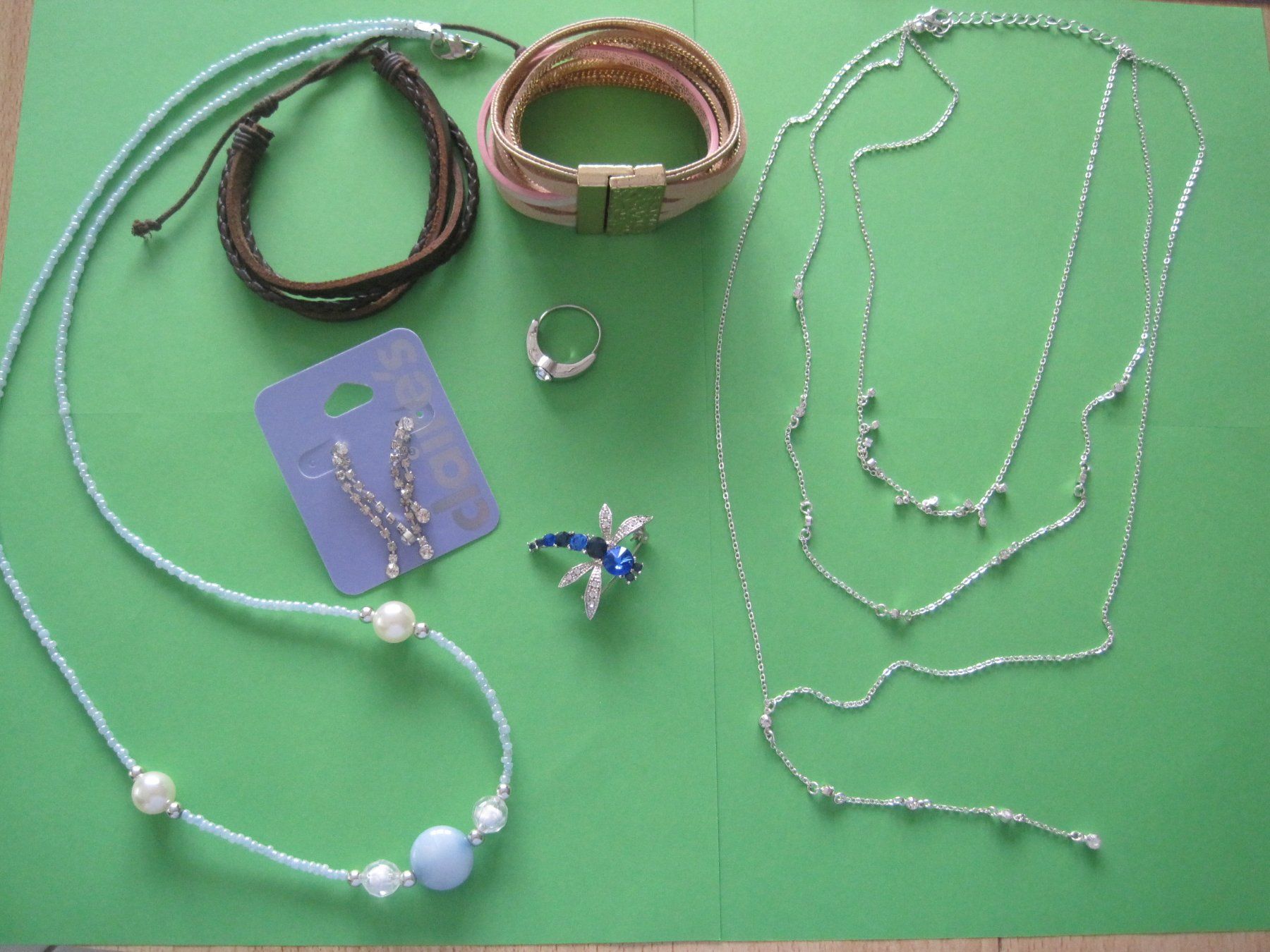 Altri gioielli: Versch. Modeschmuck Brosche, Ketten, Armband, Ring – Nuovo (secondo la descrizione) da Schachen LU venduto da moepsli5