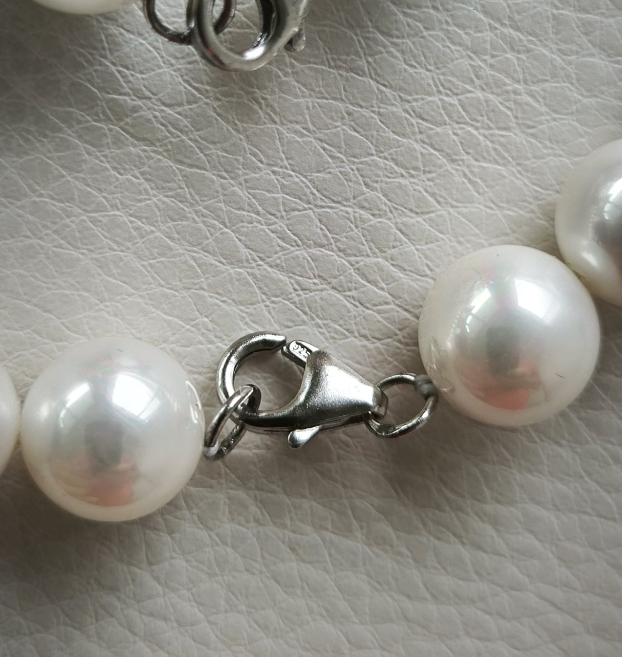 Perle (finte): Muschelkernperlen Set – 10 mm – Nuovo (secondo la descrizione) da Miège venduto da gitarro68 1