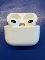 Apple AirPods 3.