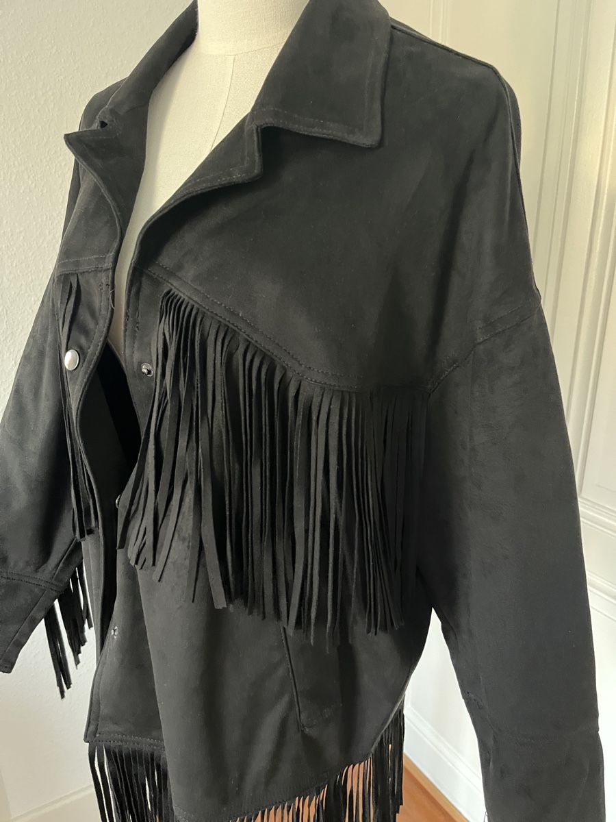 Zara Giacche: Zara Black Fringed Jacket, Size S, Never Worn - Chic! – Nuovo (secondo la descrizione) da Mies venduto da nic_yk5d 4