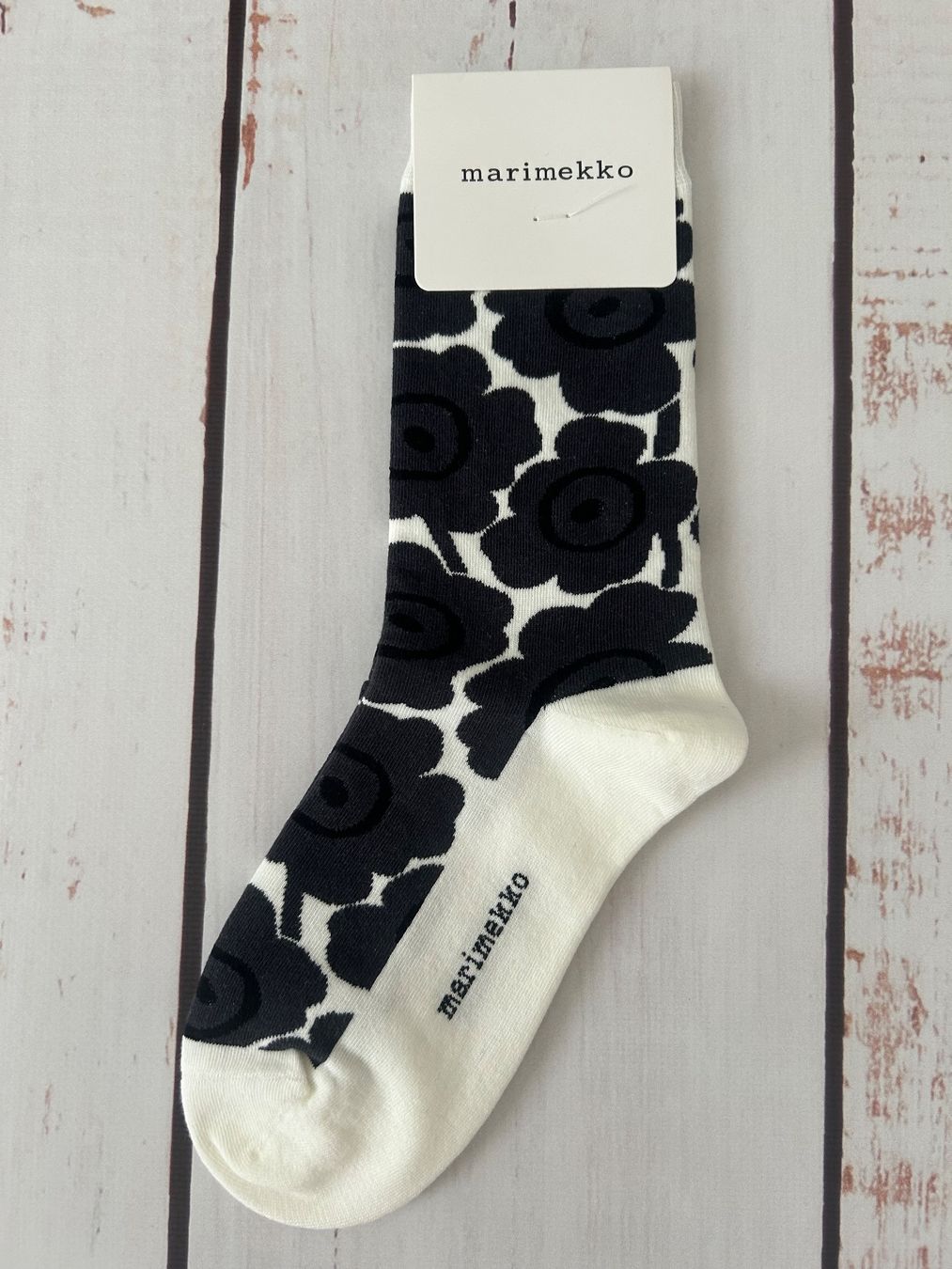 Socken: Marimekko socks pop-up flower print – Neu und originalverpackt aus Zürich von Ferienan 7