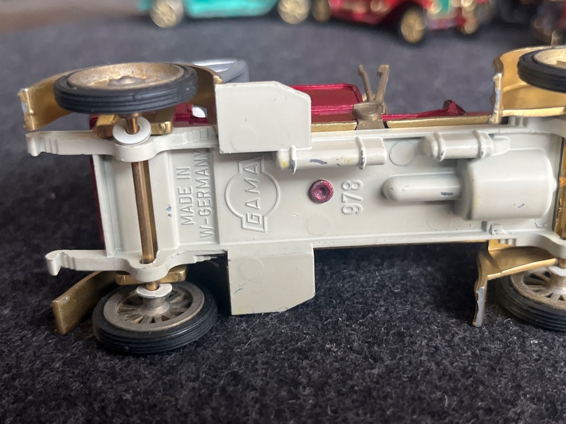 Mercedes-Benz Modellini d'auto: Mercedes Gama Modellauto 978 10cm lang – Usato da Fehraltorf venduto da habibi2008 5