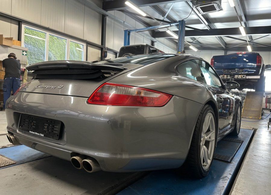 Porsche Automobili: PORSCHE 911 Carrera 4 – Usato da Flühli LU venduto da Overland_Motors 3