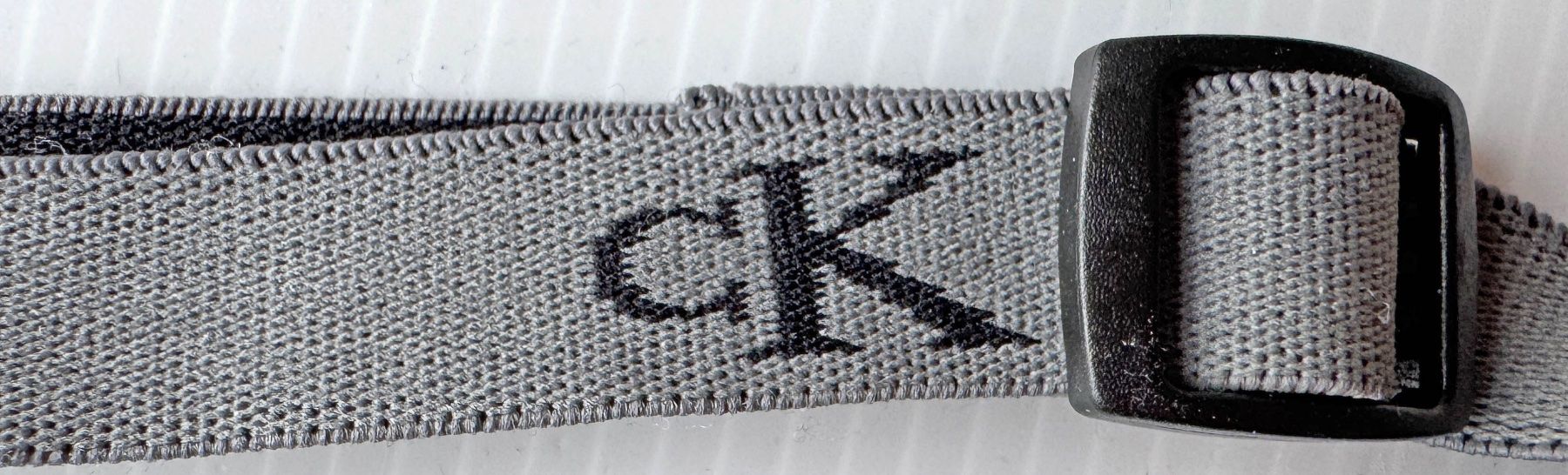 Calvin Klein Occhiali & Lenti: Sonnenbrille, Calvin Klein – Usato da Zürich venduto da Octopus-275 2