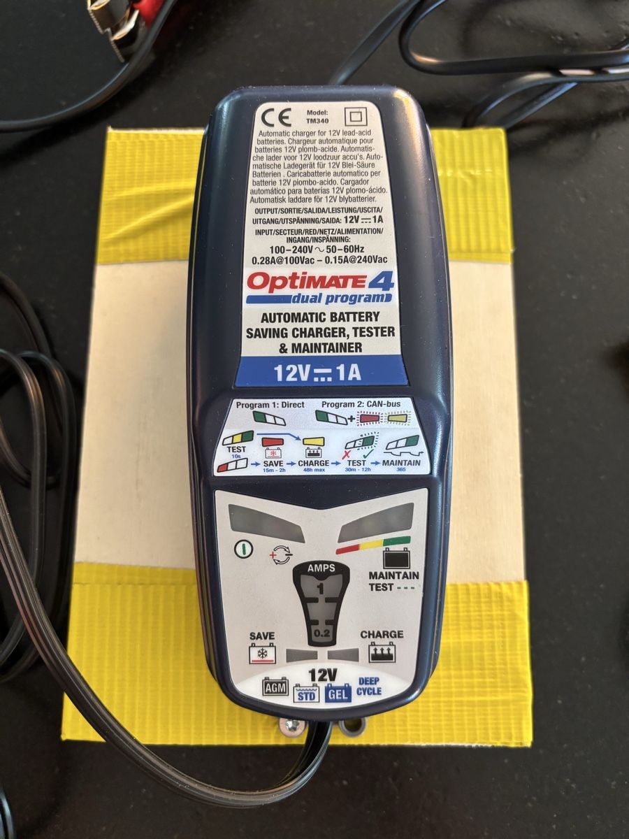 Caricabatterie: Optimate4 / batterieschonendes 12V 1A Lade-& Wartungsgerät – Usato da Schindellegi venduto da Biene_Maia 1