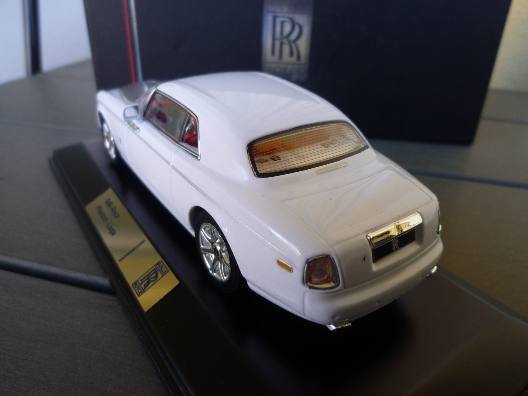 Rolls Royce Modellini d'auto: Rolls-Royce Phantom Coupè (2008) – Nuovo e nell'imballaggio originale da Flawil venduto da Imperiosud 3