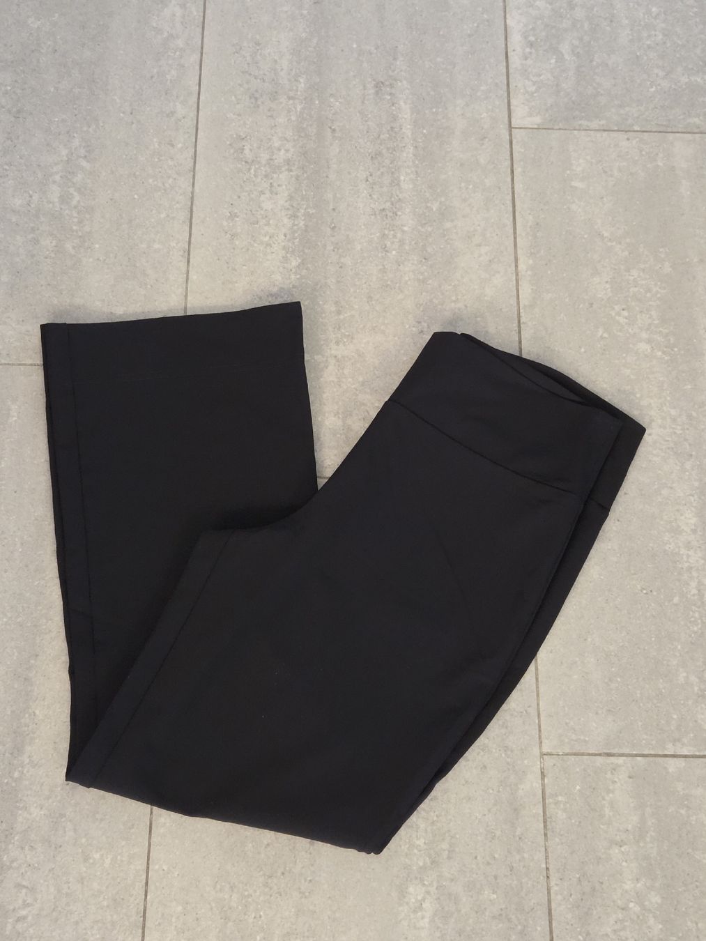 Hosen: schöne, bequeme Hose, Japan TKY – Neu (gemäss Beschreibung) aus Wiesendangen von Sinhuk