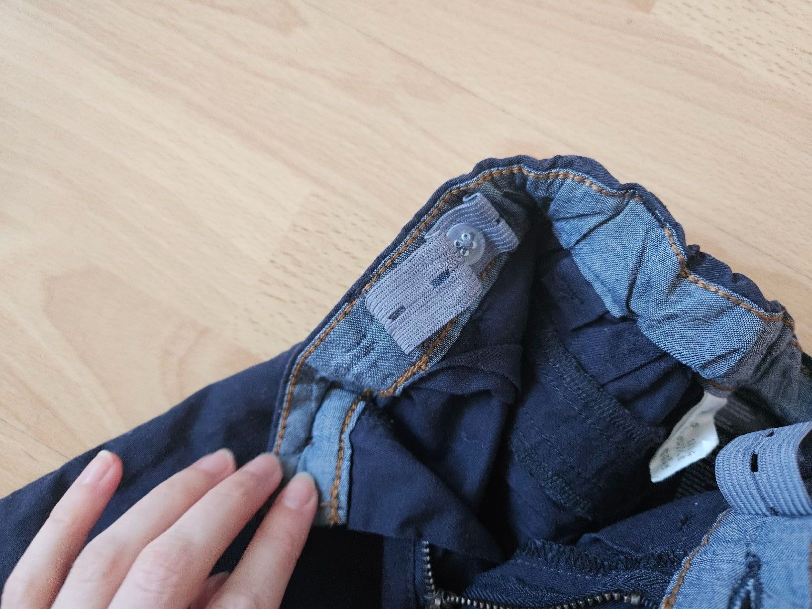 H&M Hosen: H&M Hose Gr. 92 – Gebraucht aus Zürich von Kris8050 3